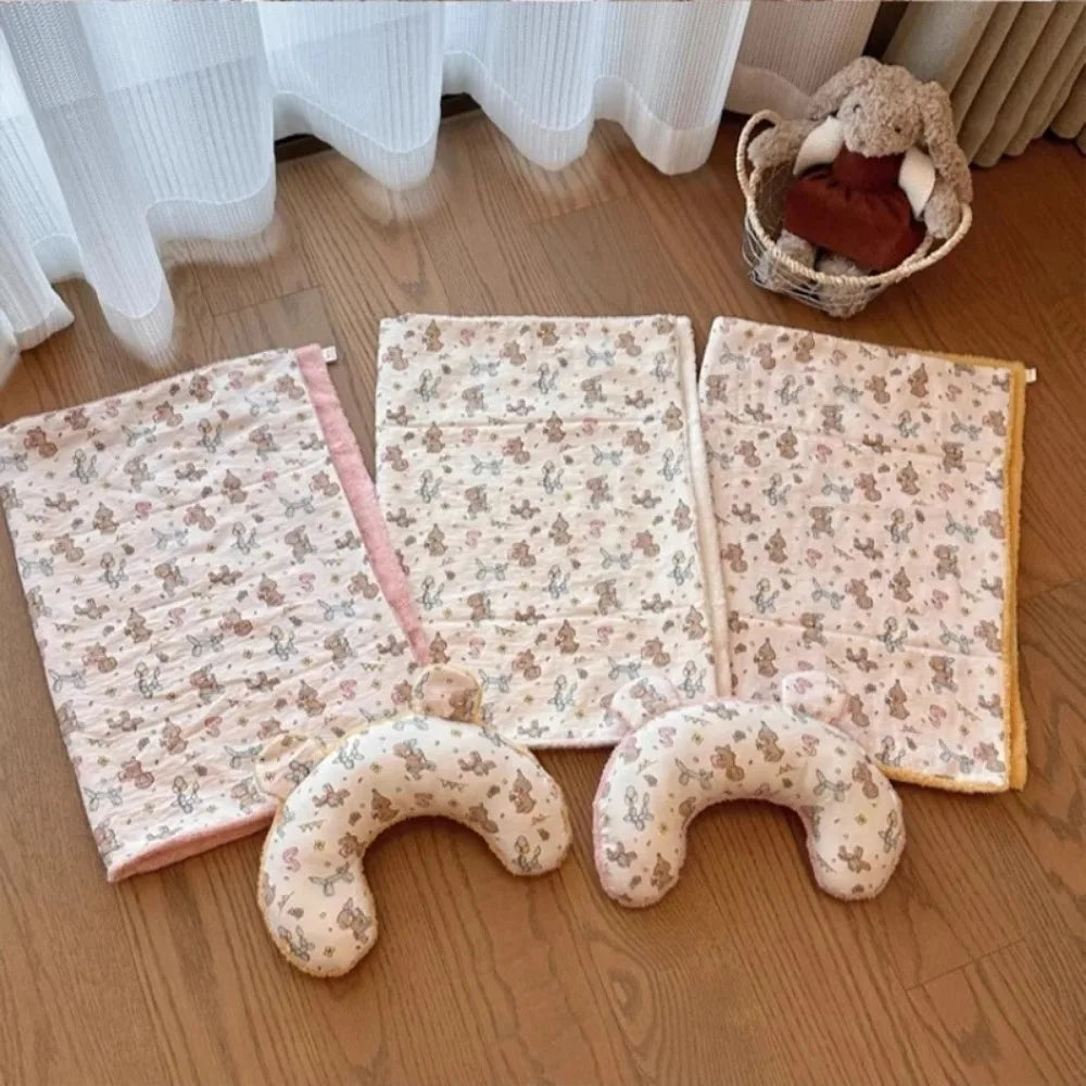 Dog Bed Blanket Soft Cozy Pet Cushion Printed Pet Small Pillows Dog and Cat Teddy Small and Medium-sized Dog Mattress 강아지 이불과 베개