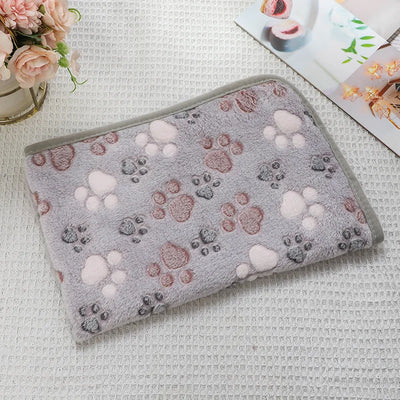 Soft Pet Dog Cat Fleece Blanket Coral Fleece Dog Paw Bones Print Bed Warm Washable Breathable Kitten Puppy Protective for Couch