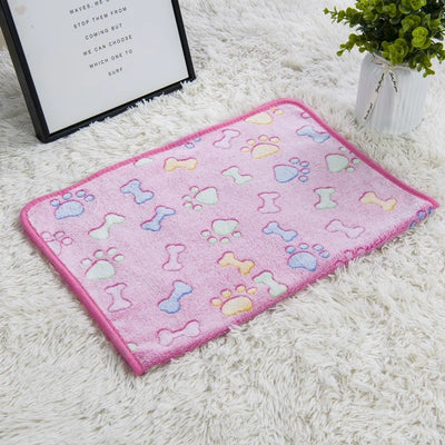 Soft Pet Dog Cat Fleece Blanket Coral Fleece Dog Paw Bones Print Bed Warm Washable Breathable Kitten Puppy Protective for Couch