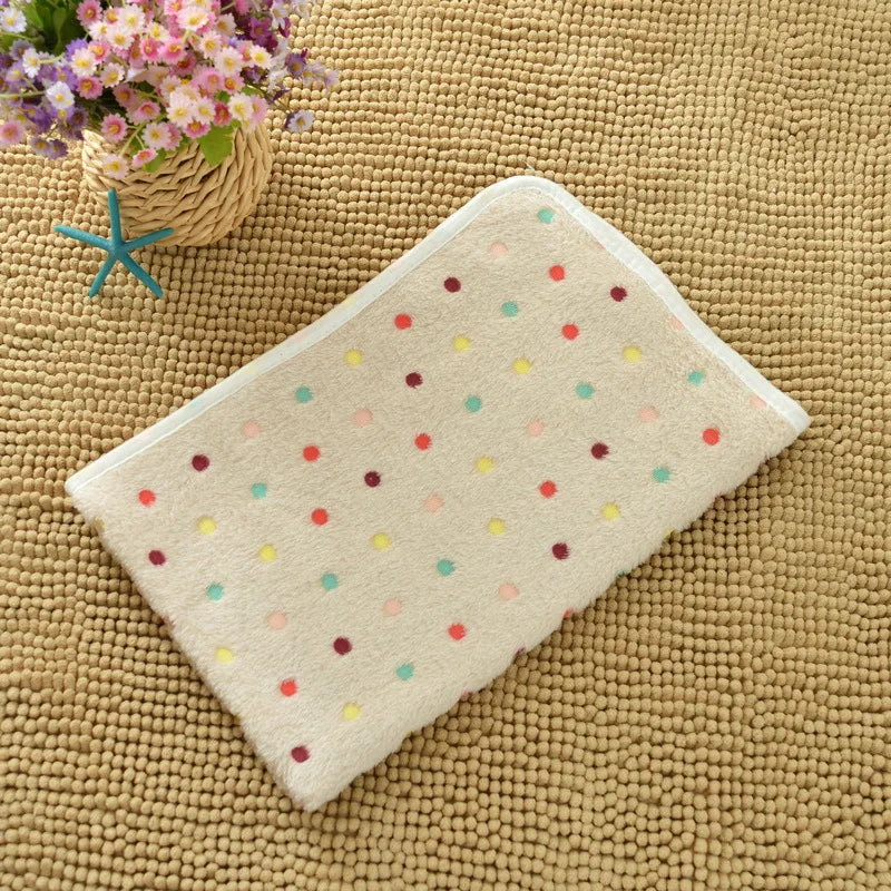 Soft Pet Dog Cat Fleece Blanket Coral Fleece Dog Paw Bones Print Bed Warm Washable Breathable Kitten Puppy Protective for Couch